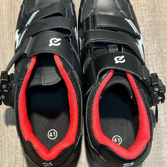 Peloton women Sneakers - Black and White with Red Accents - Picture 7 of 16